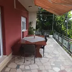 Vila Max Kaštela