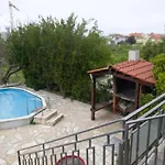 Vila Max
