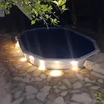 Max * Kaštela